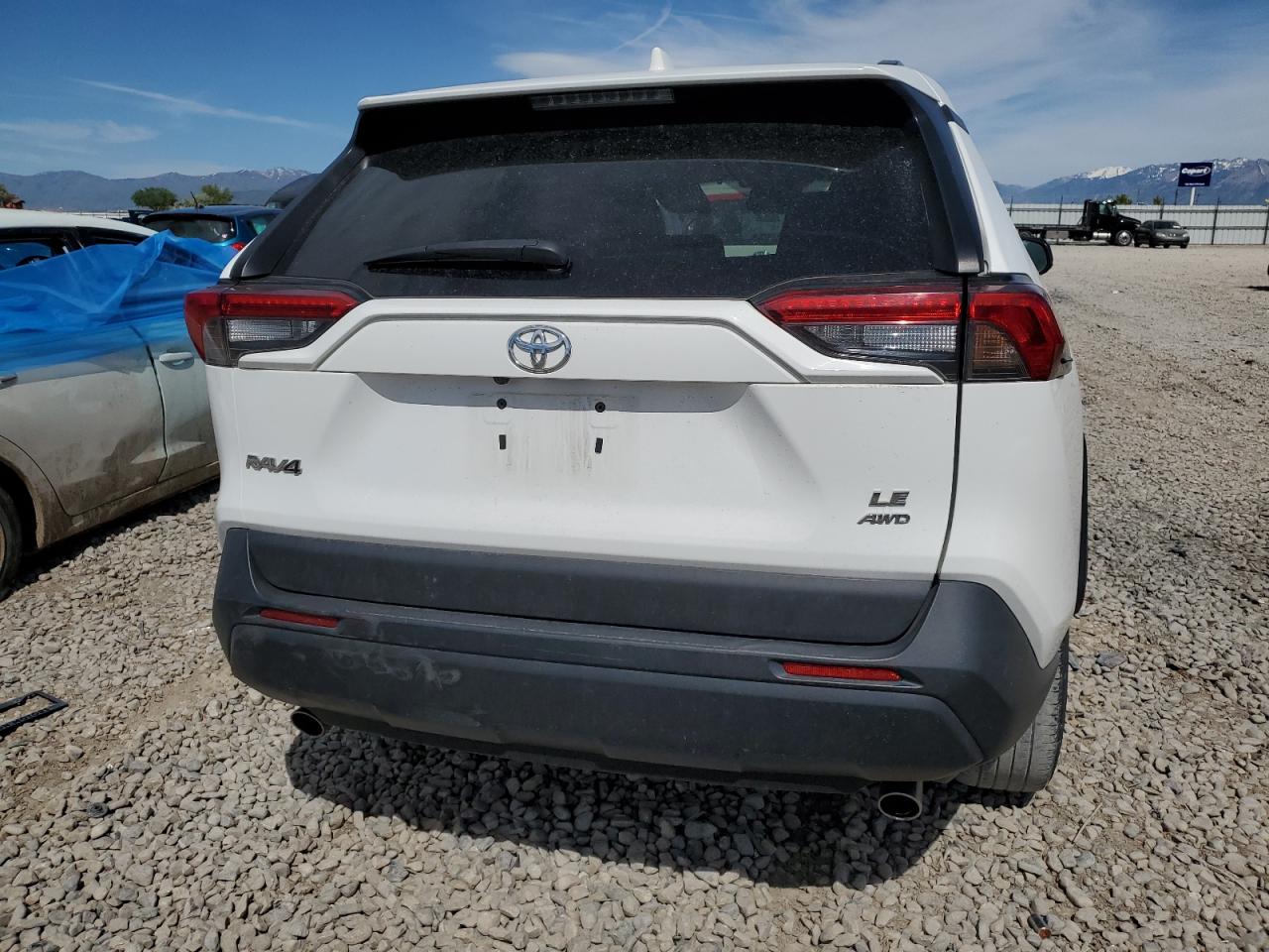 2T3F1RFV5LC084848 2020 Toyota Rav4 Le