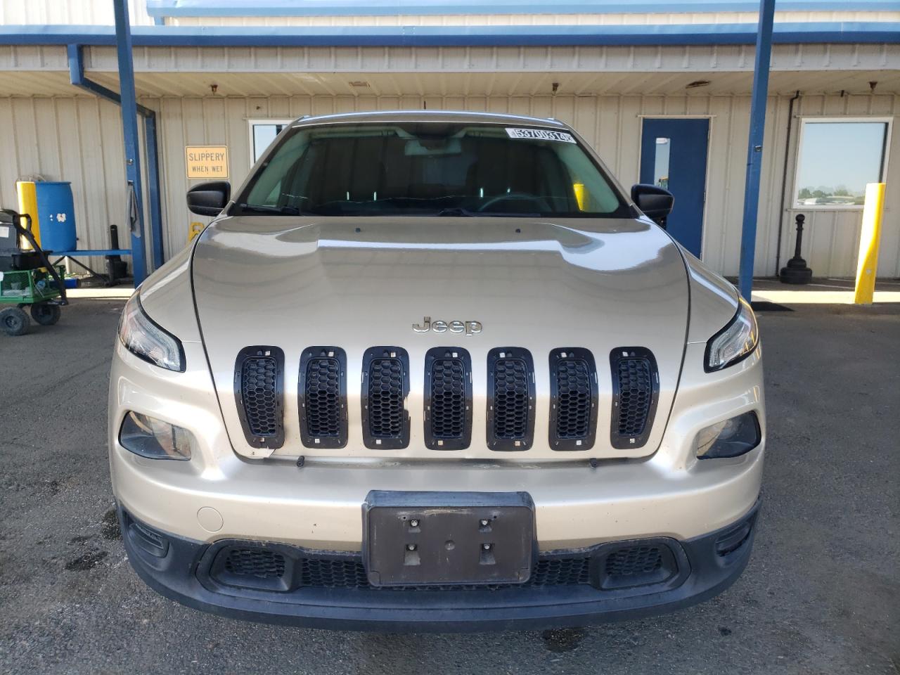 1C4PJMABXEW233570 2014 Jeep Cherokee Sport