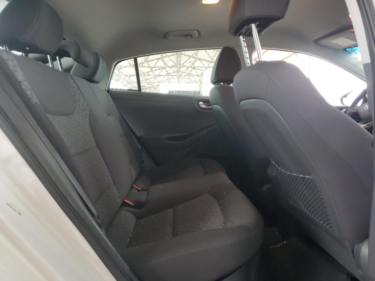 KMHC65LC7HU048173 2017 Hyundai Ioniq Blue