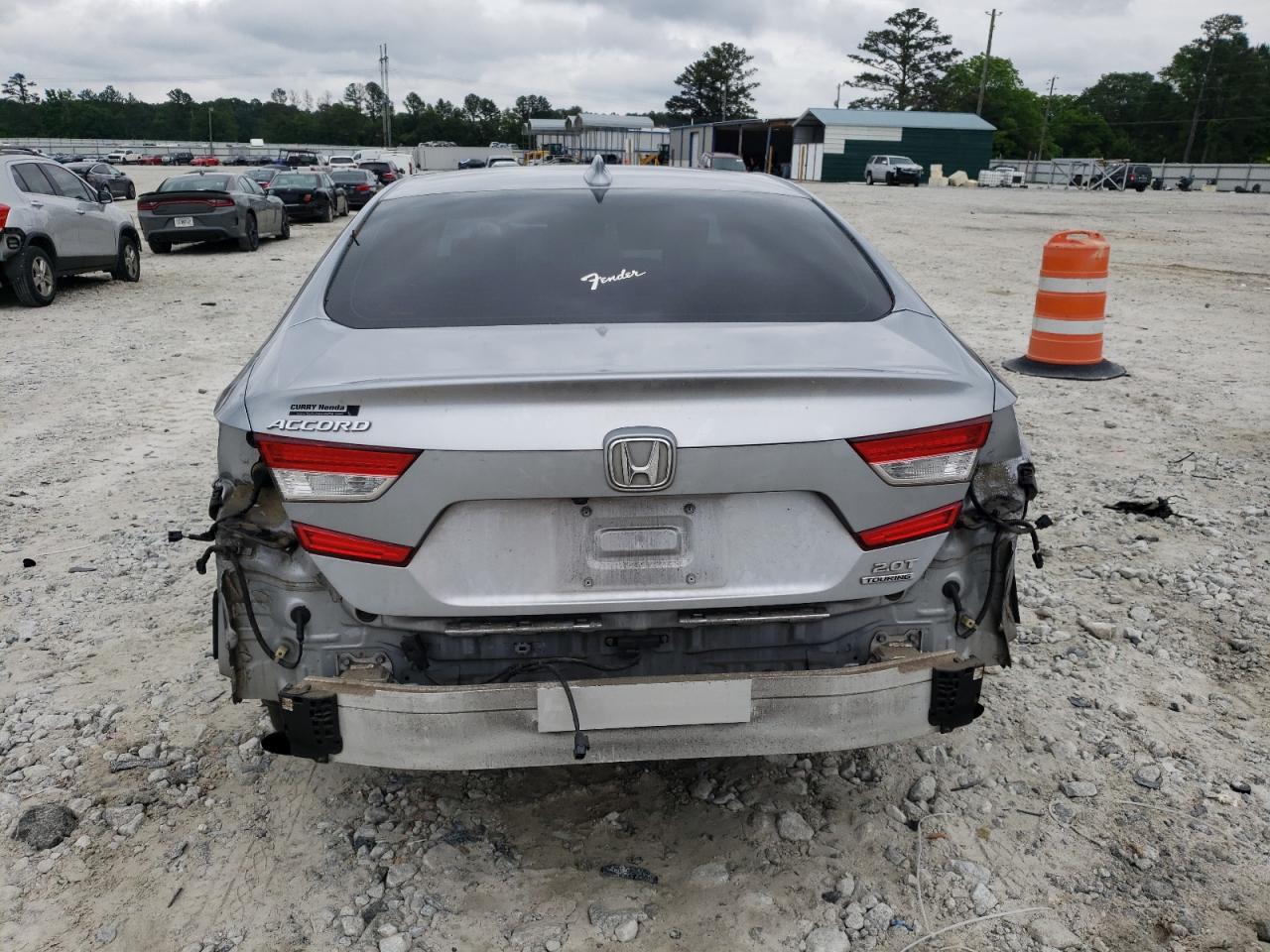 1HGCV2F9XJA046917 2018 Honda Accord Touring