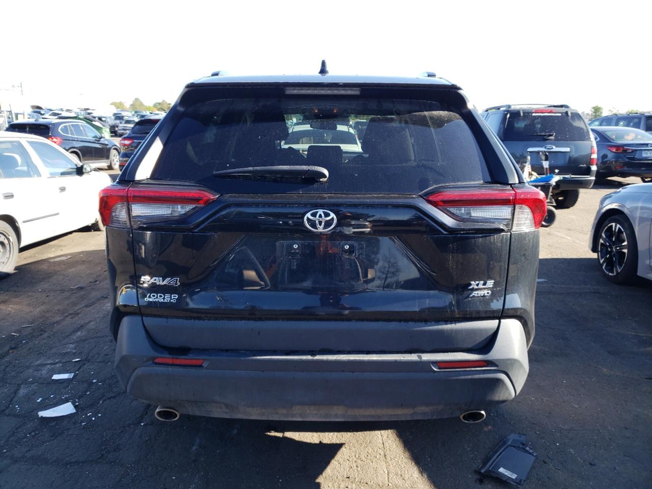 2T3P1RFV4MW206636 2021 Toyota Rav4 Xle