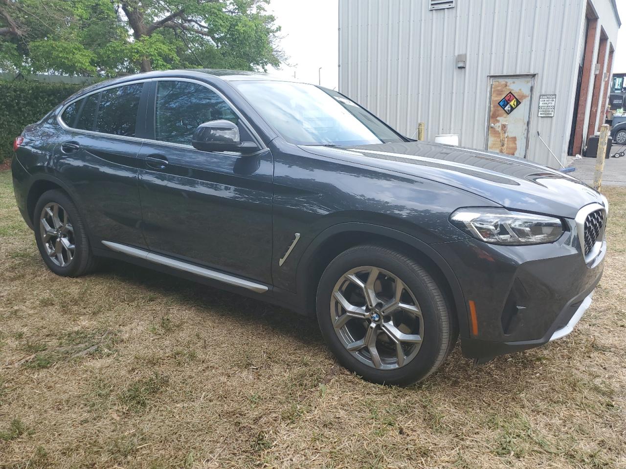 2023 BMW X4 xDrive30I vin: 5UX33DT08P9T32327