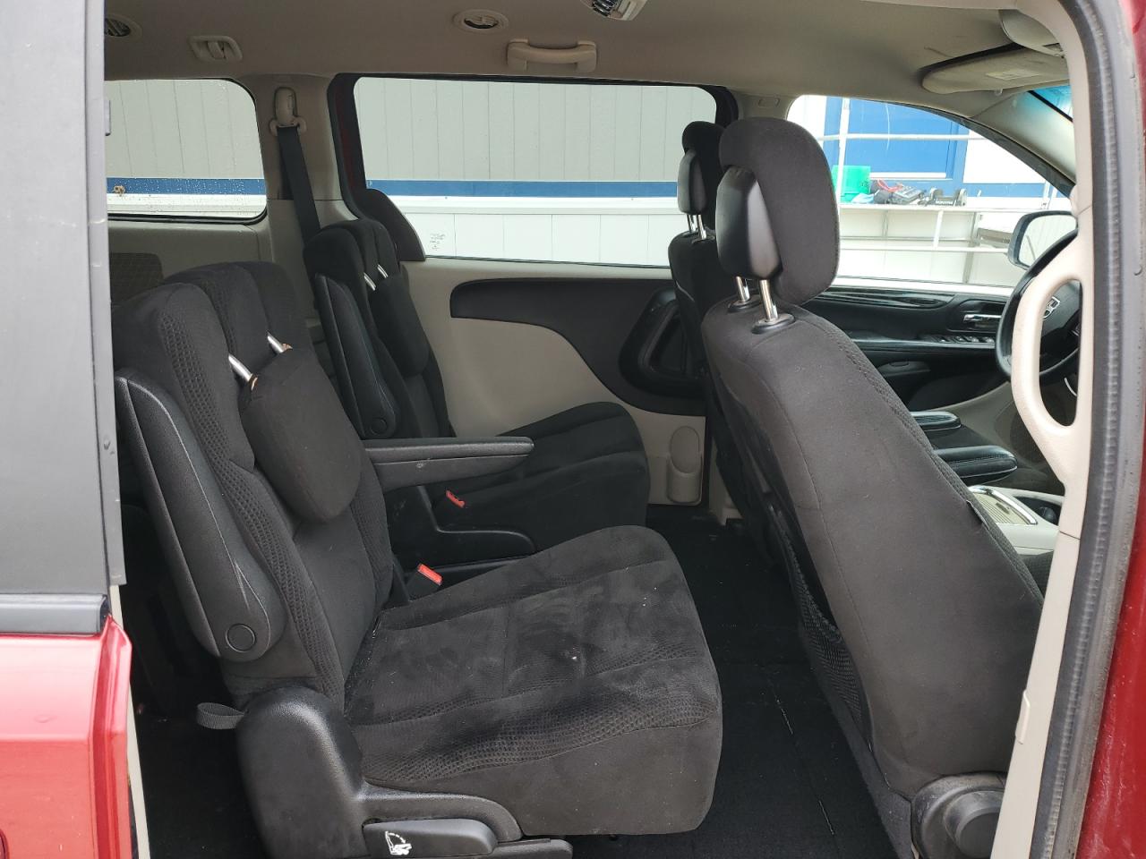 2C4RDGCG5GR136329 2016 Dodge Grand Caravan Sxt