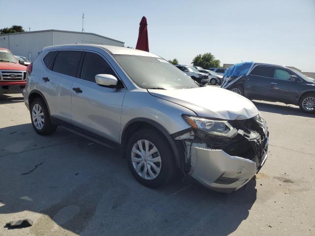 2017 Nissan Rogue S VIN: JN8AT2MV2HW020129 Lot: 55678694