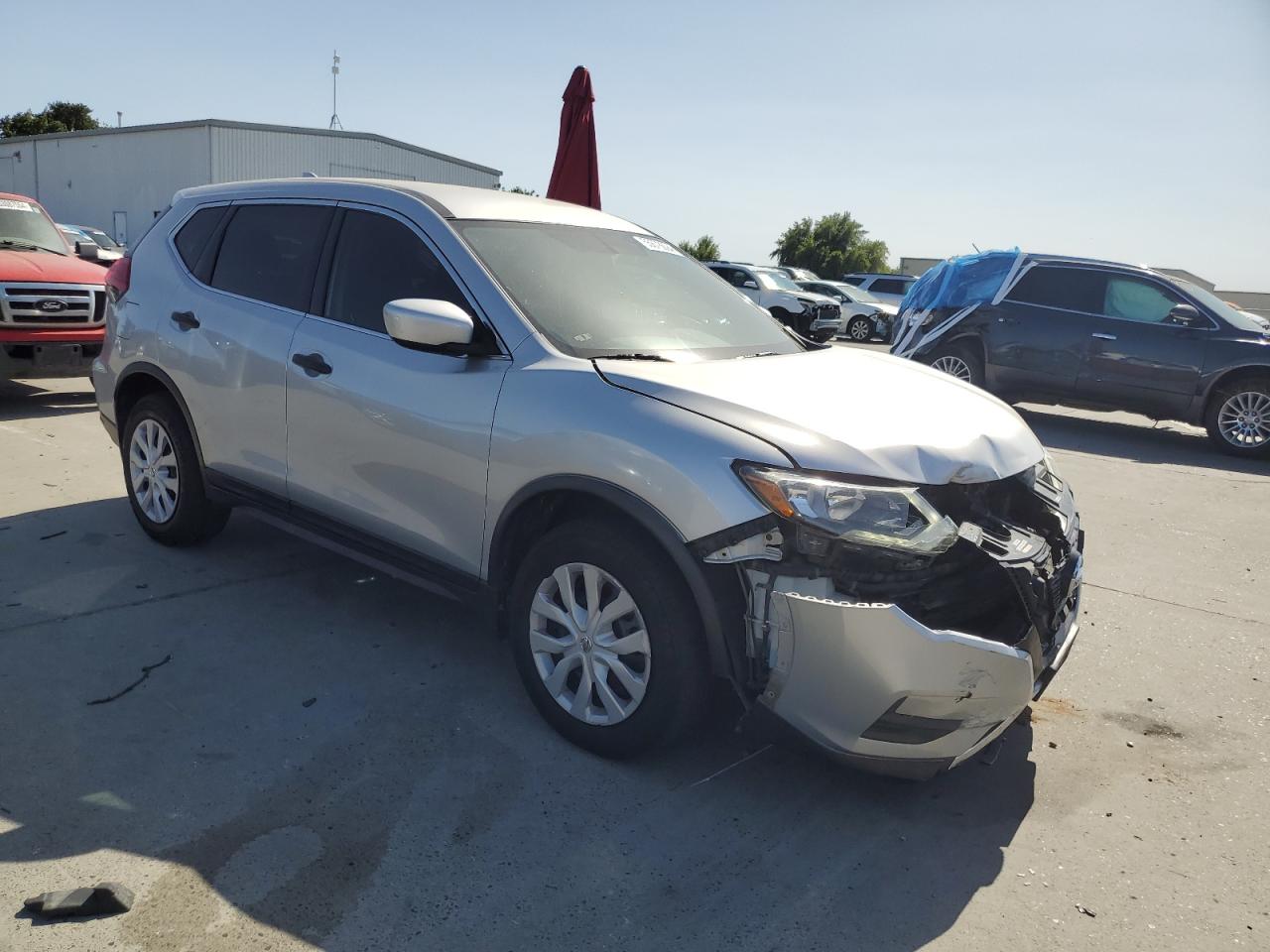 JN8AT2MV2HW020129 2017 Nissan Rogue S