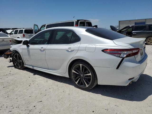 VIN 4T1B61HK6KU686216 2019 Toyota Camry, Xse no.2