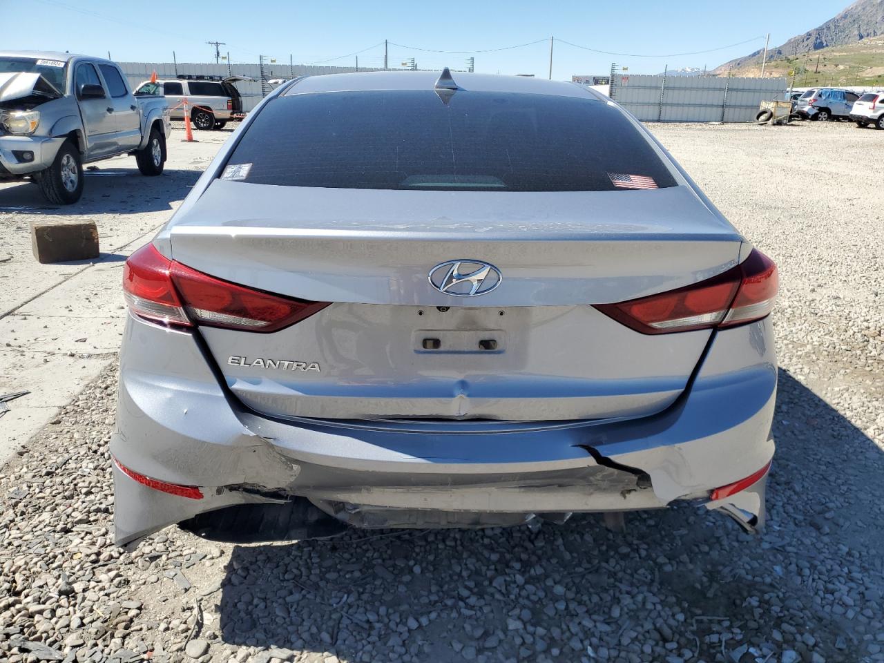 5NPD84LF2HH157321 2017 Hyundai Elantra Se