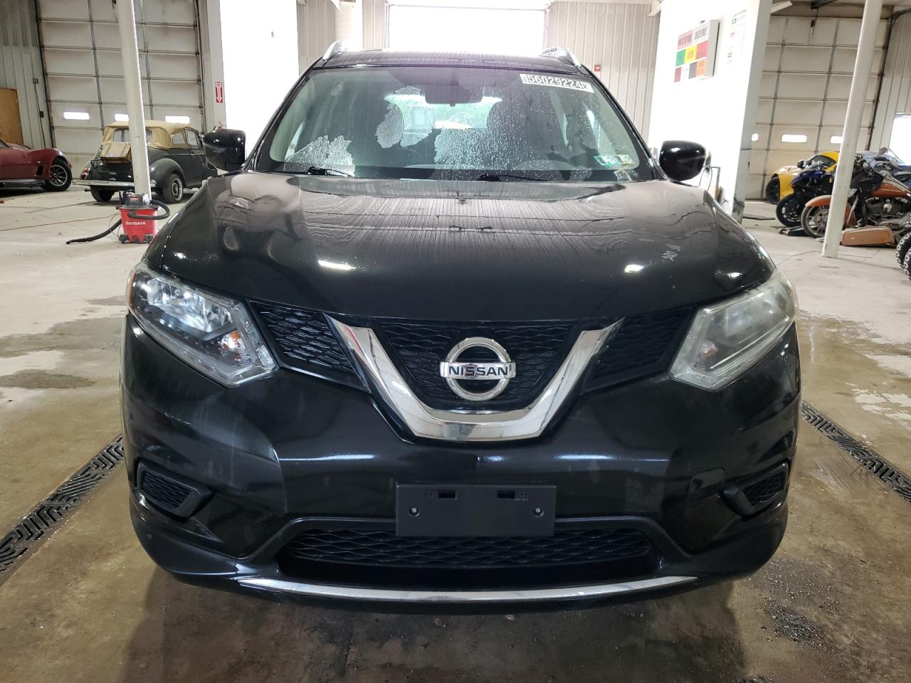 2016 Nissan Rogue S vin: KNMAT2MV4GP649234