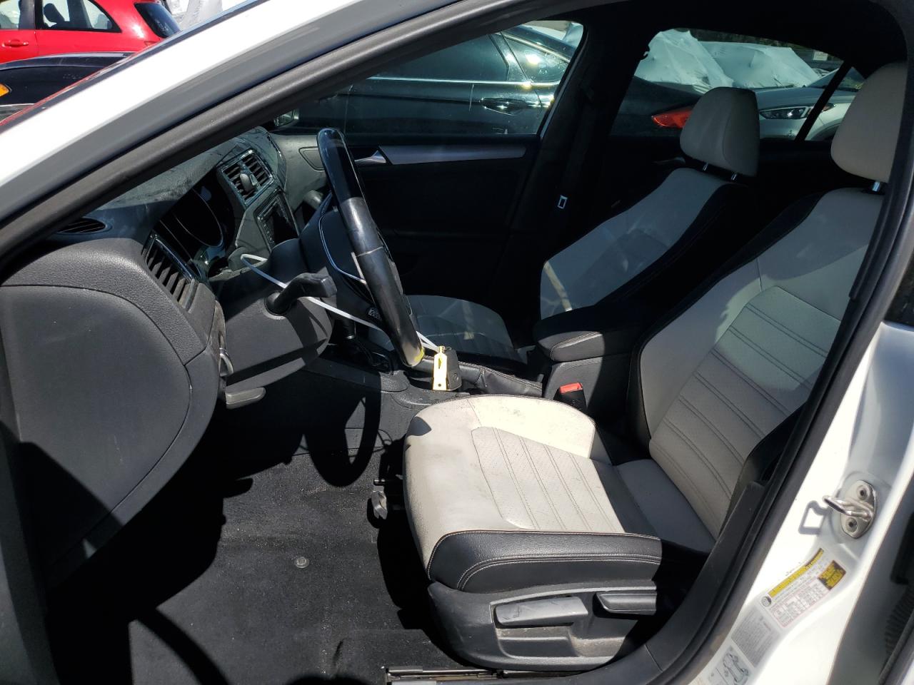 3VWD17AJ6GM373014 2016 Volkswagen Jetta Sport