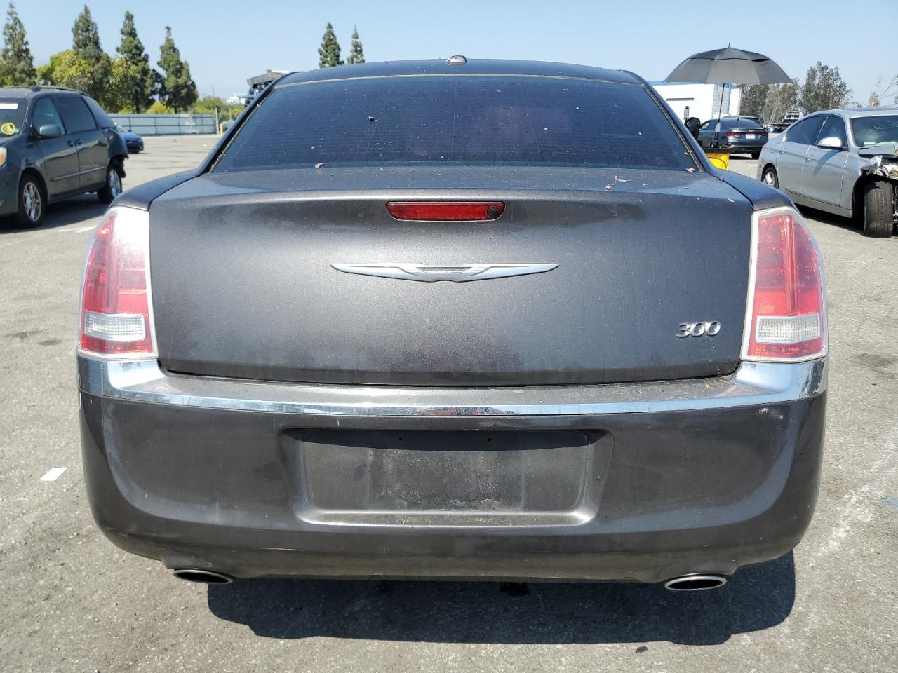 2013 Chrysler 300 vin: 2C3CCAAG8DH569190