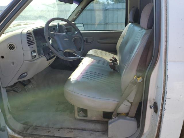 2000 Chevrolet Gmt-400 C2500 VIN: 1GBGC24R5YF472718 Lot: 53167594