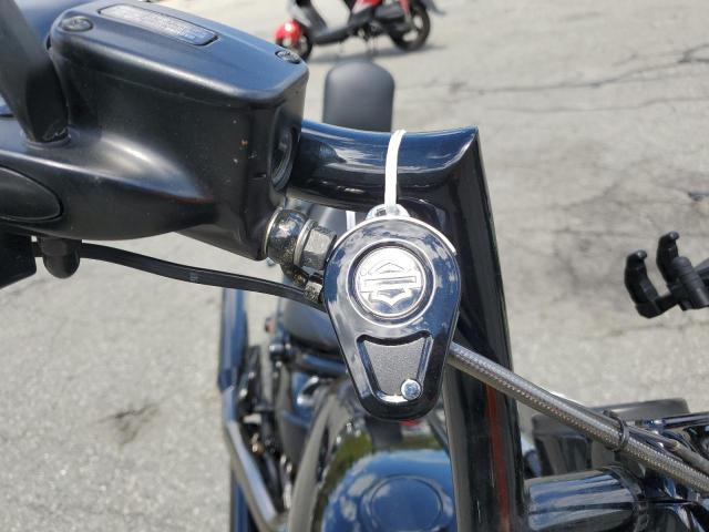 2017 HARLEY-DAVIDSON FXSE 1HD1TG919HB956625