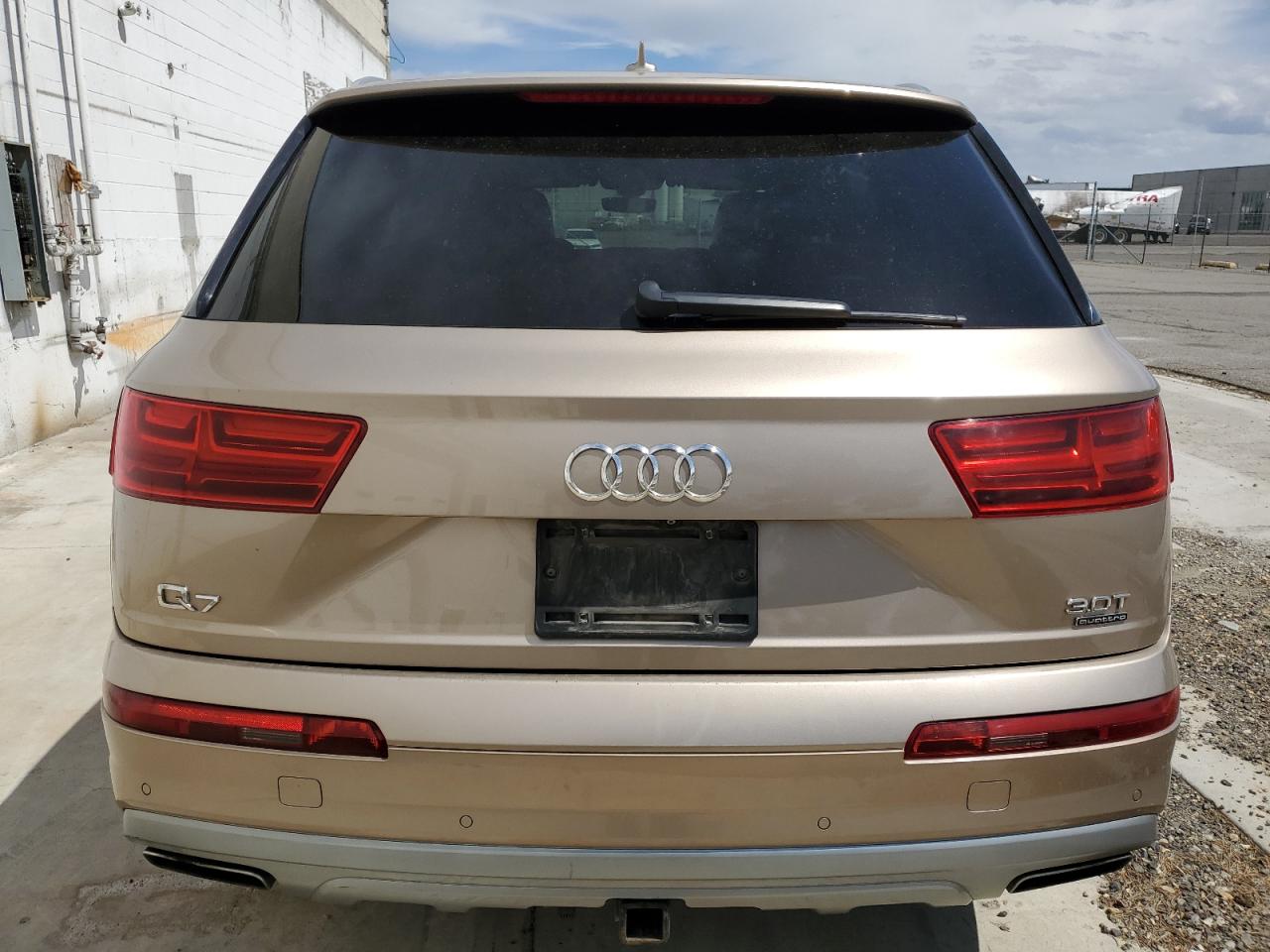 2018 Audi Q7 Prestige vin: WA1VAAF79JD004744