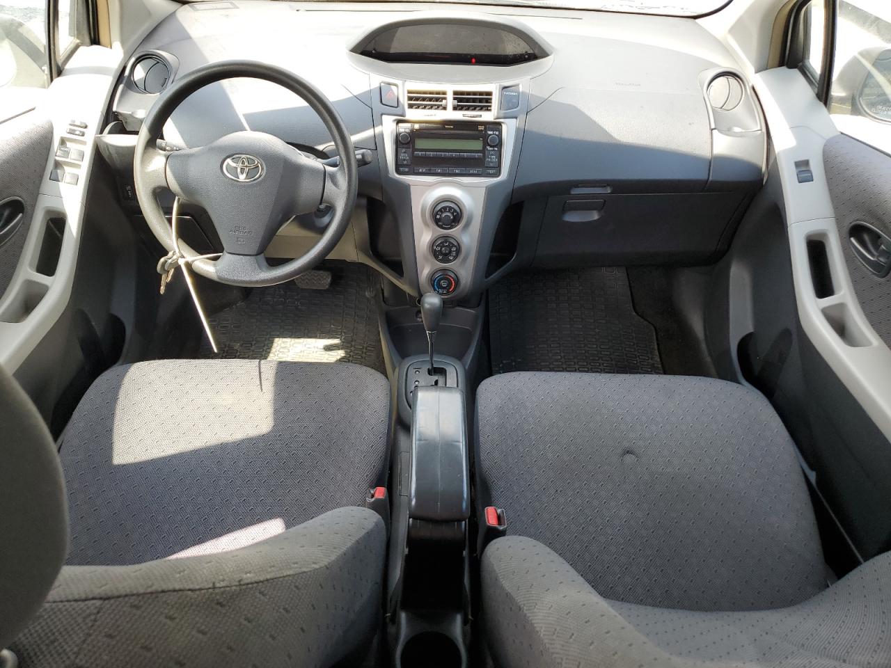 JTDKT903095256377 2009 Toyota Yaris