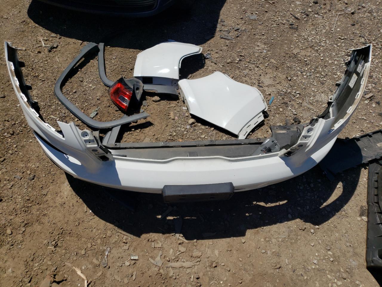 1C4PJLLB0JD510188 2018 Jeep Cherokee Latitude Plus