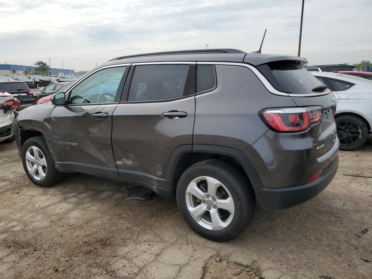 3C4NJDBB4KT675400 2019 Jeep Compass Latitude