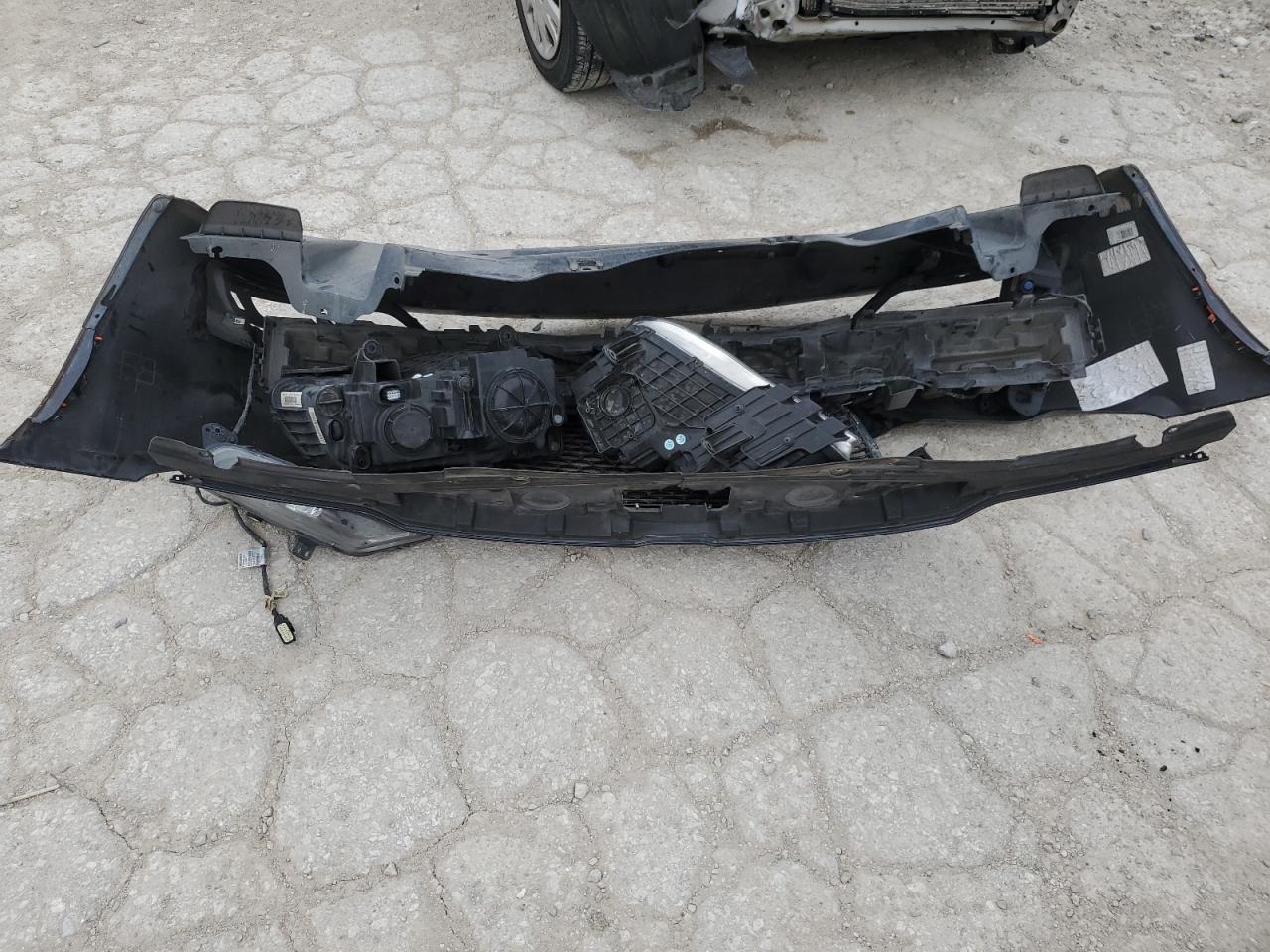 2C3CCAEG8GH358098 2016 Chrysler 300C