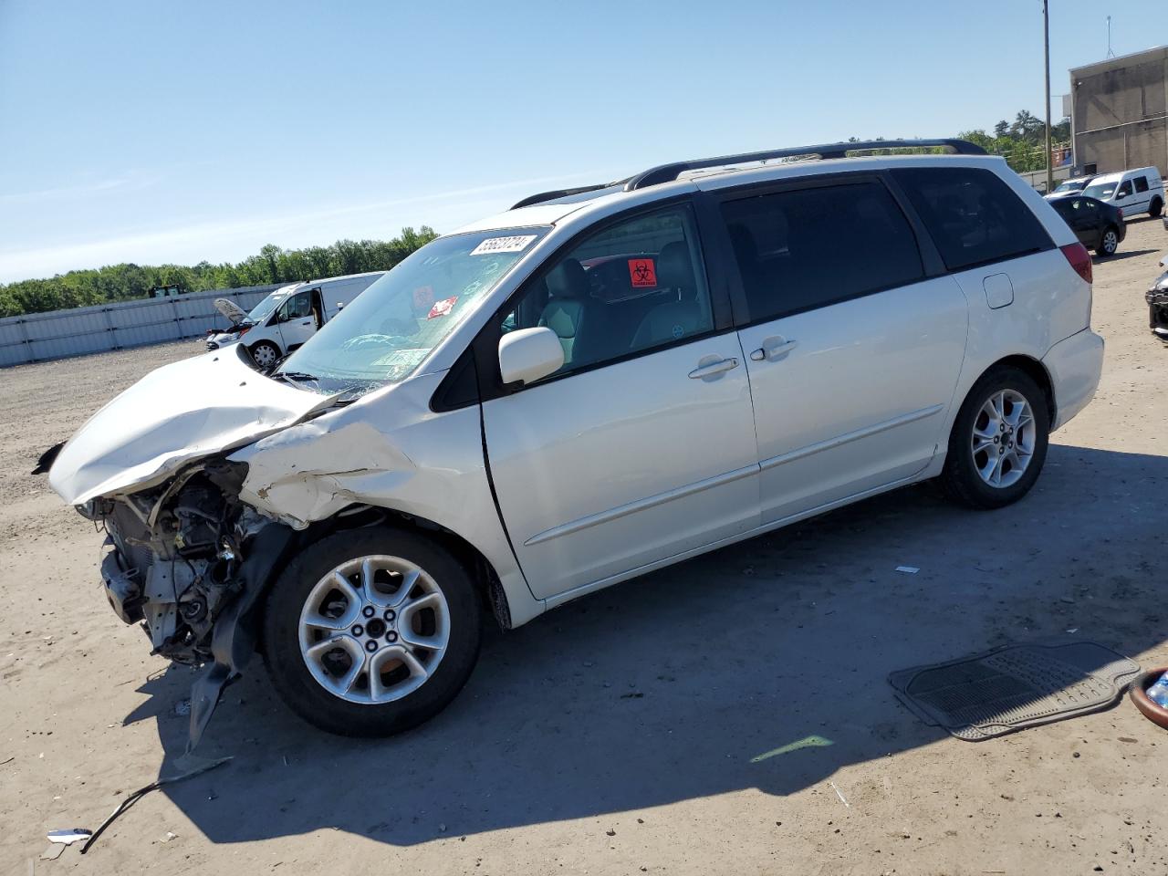 5TDZA22C64S200309 2004 Toyota Sienna Xle