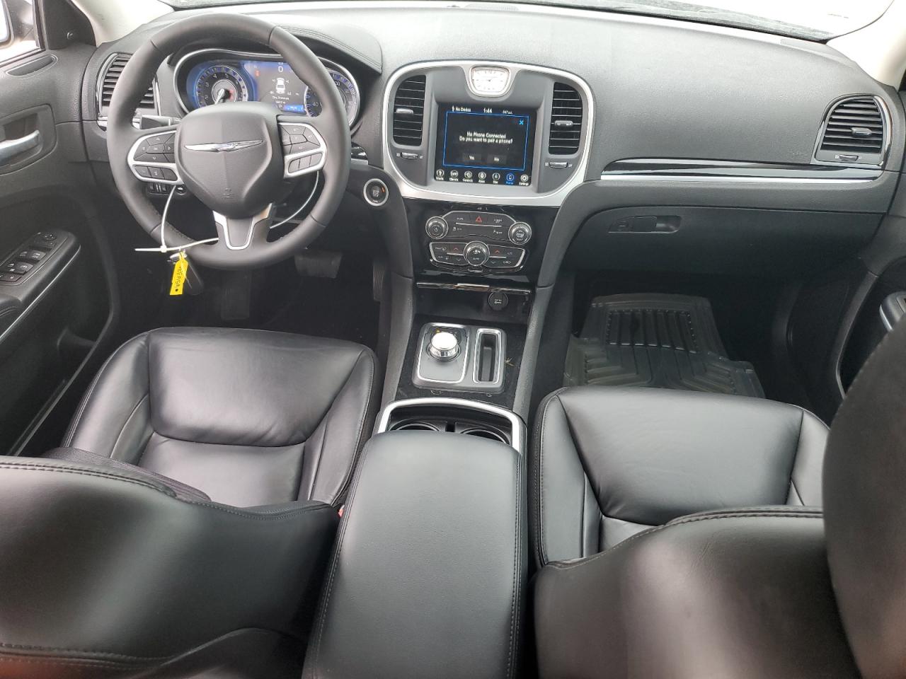 2C3CCADG9PH552284 2023 Chrysler 300 Touring L