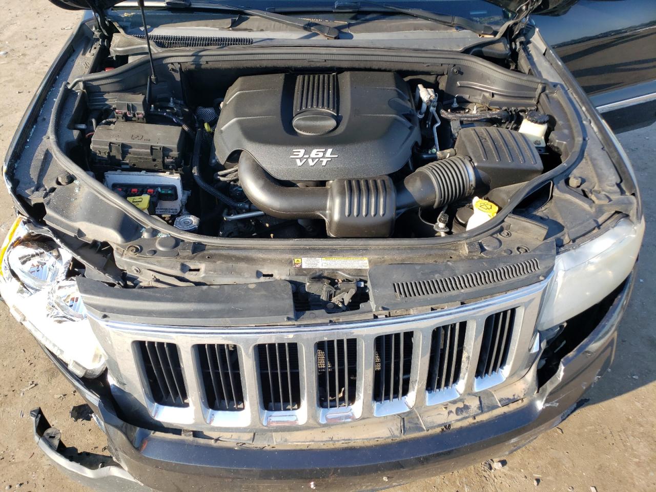 1C4RJFAG1DC537662 2013 Jeep Grand Cherokee Laredo