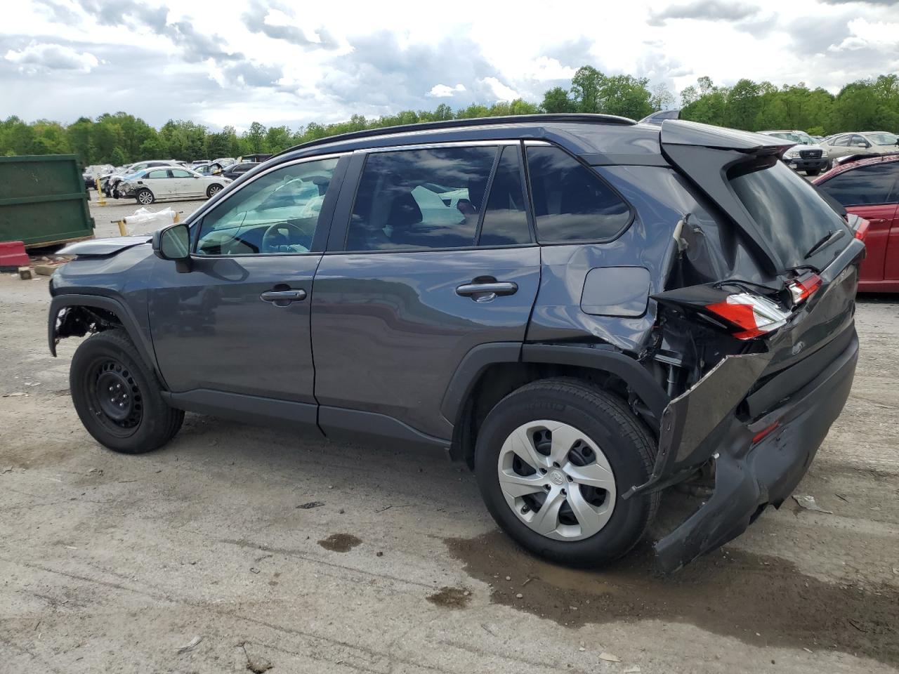 2T3F1RFV1KW076369 2019 Toyota Rav4 Le