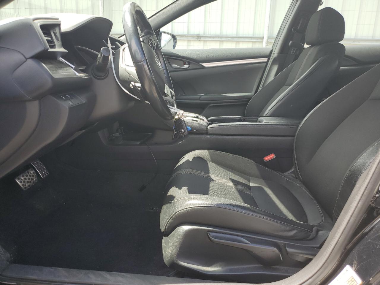 19XFC2F80KE050398 2019 Honda Civic Sport