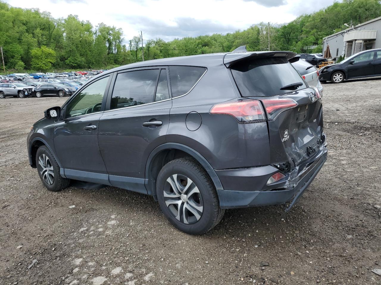 JTMZFREV4JJ739074 2018 Toyota Rav4 Le