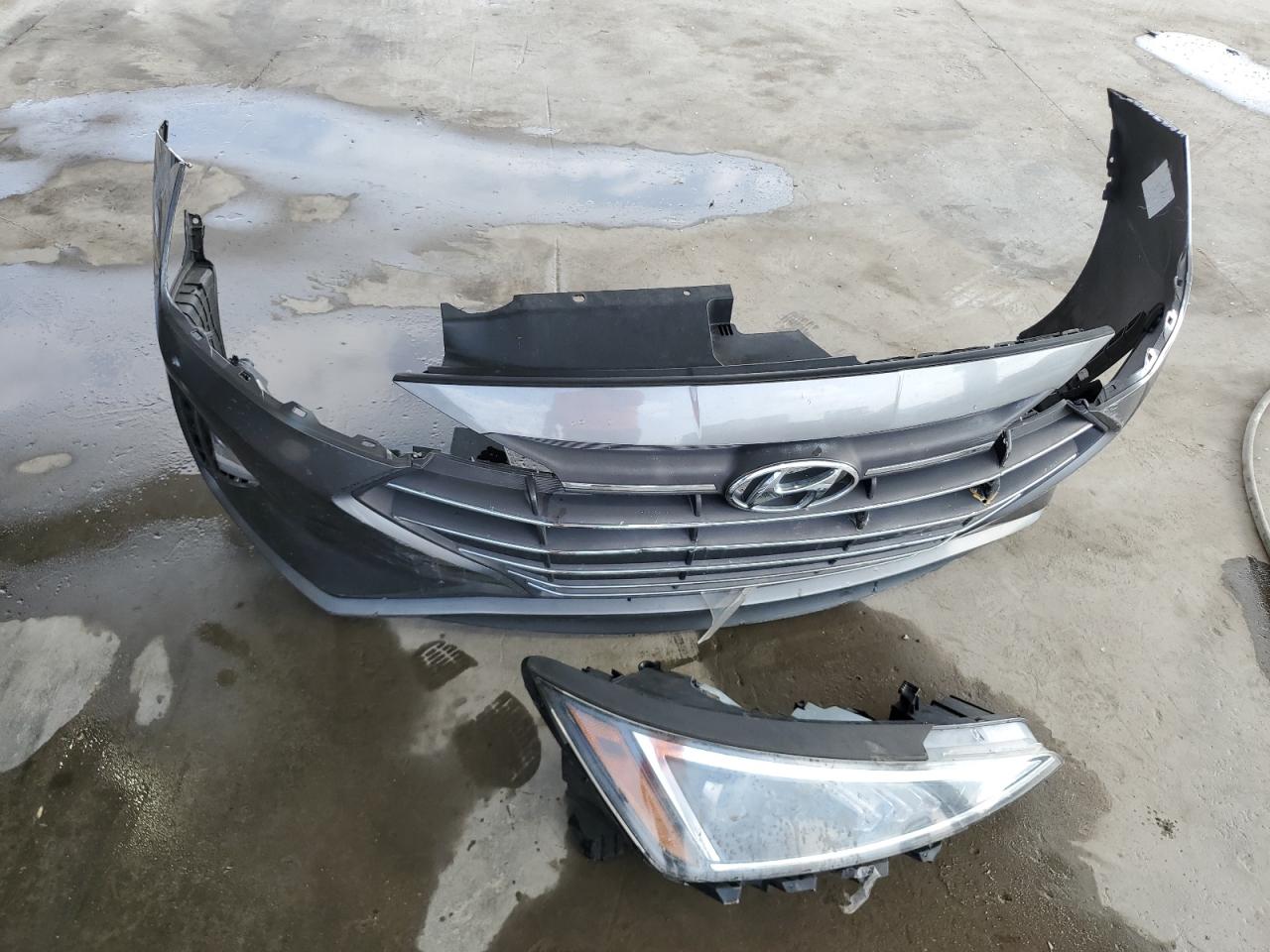 5NPD74LF8KH427887 2019 Hyundai Elantra Se