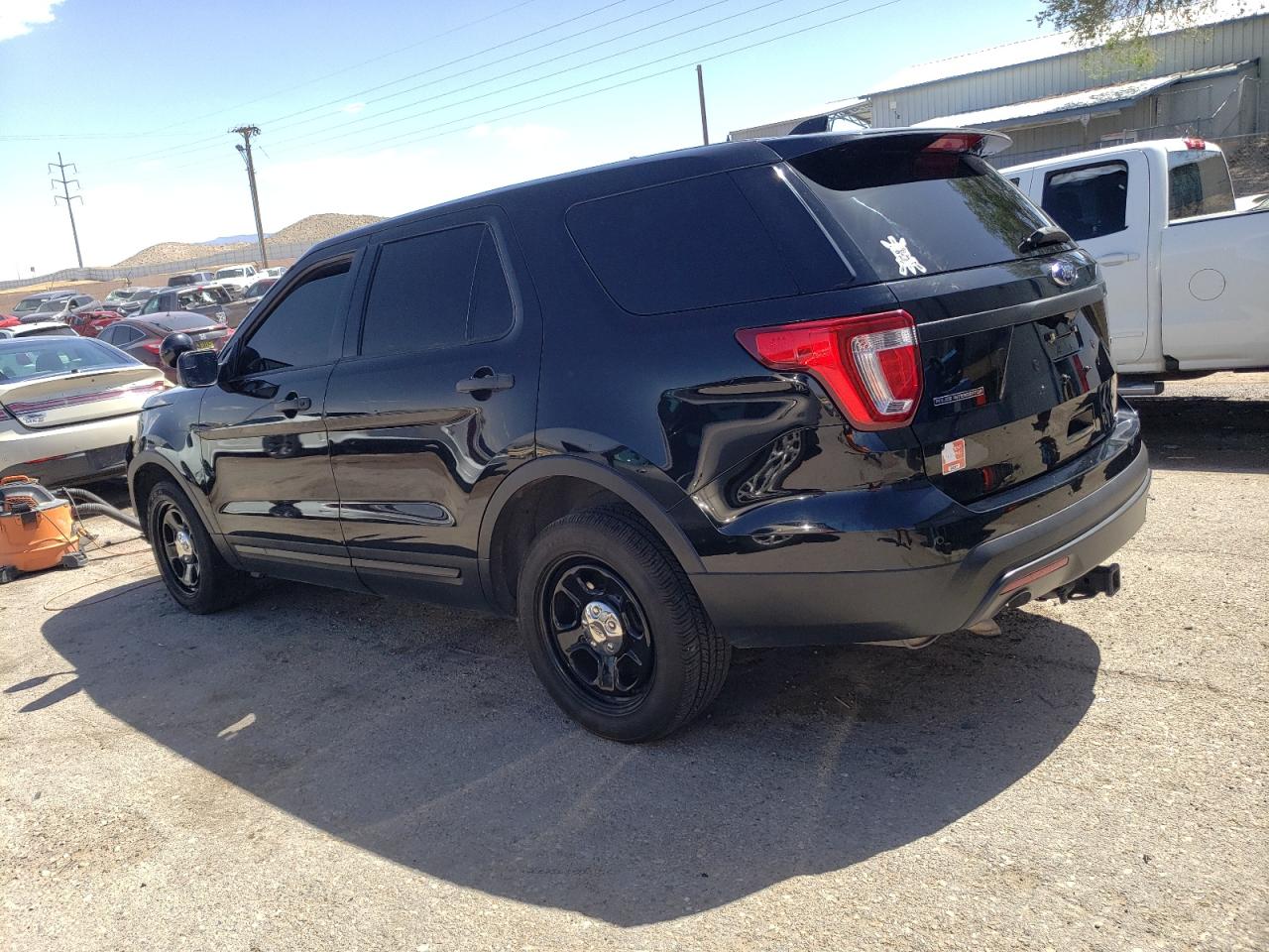 1FM5K8AT8HGD07213 2017 Ford Explorer Police Interceptor