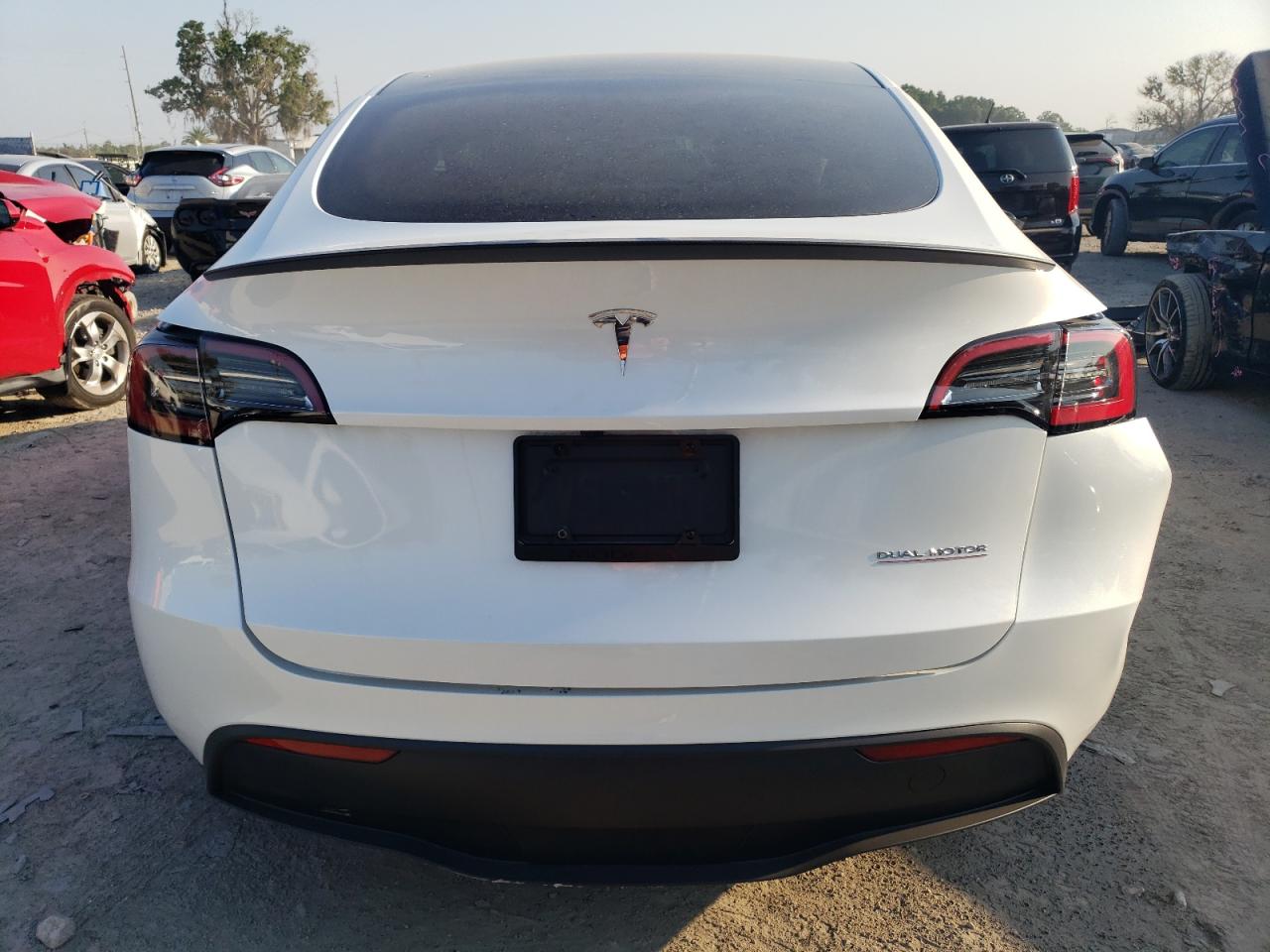 7SAYGDEF6PF937100 2023 Tesla Model Y