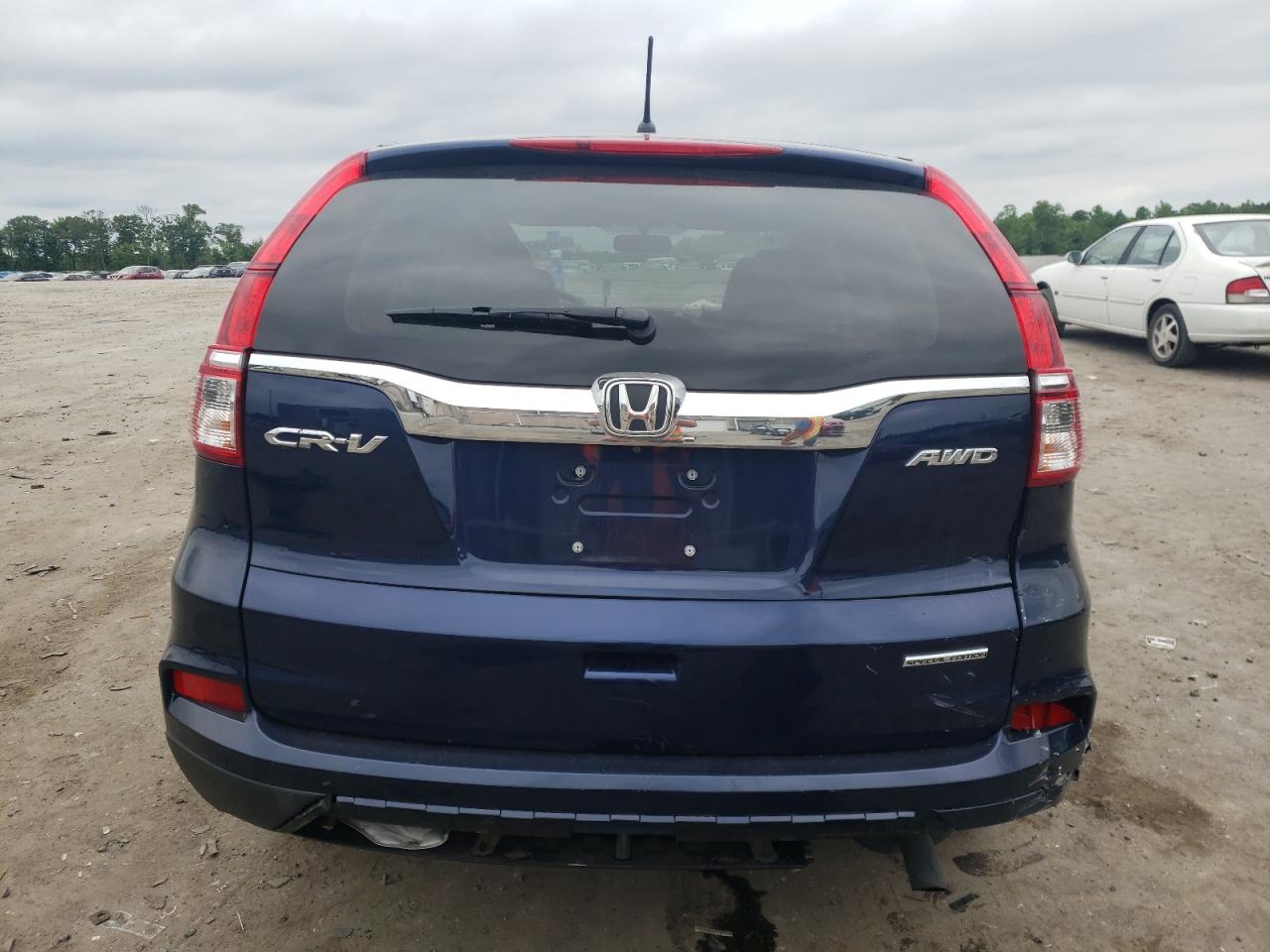 2HKRM4H4XGH626100 2016 Honda Cr-V Se