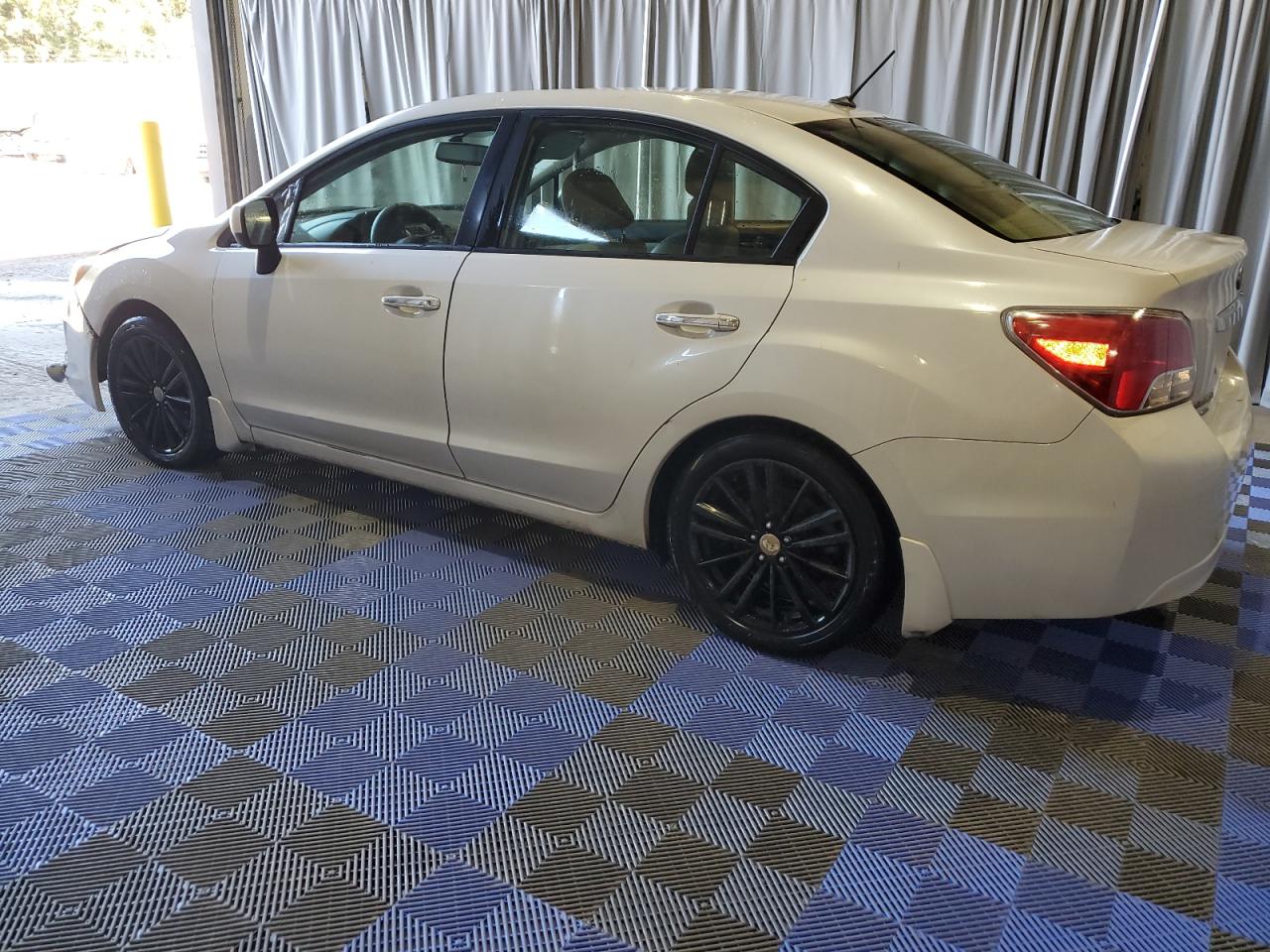 2013 Subaru Impreza Limited vin: JF1GJAG68DH028671