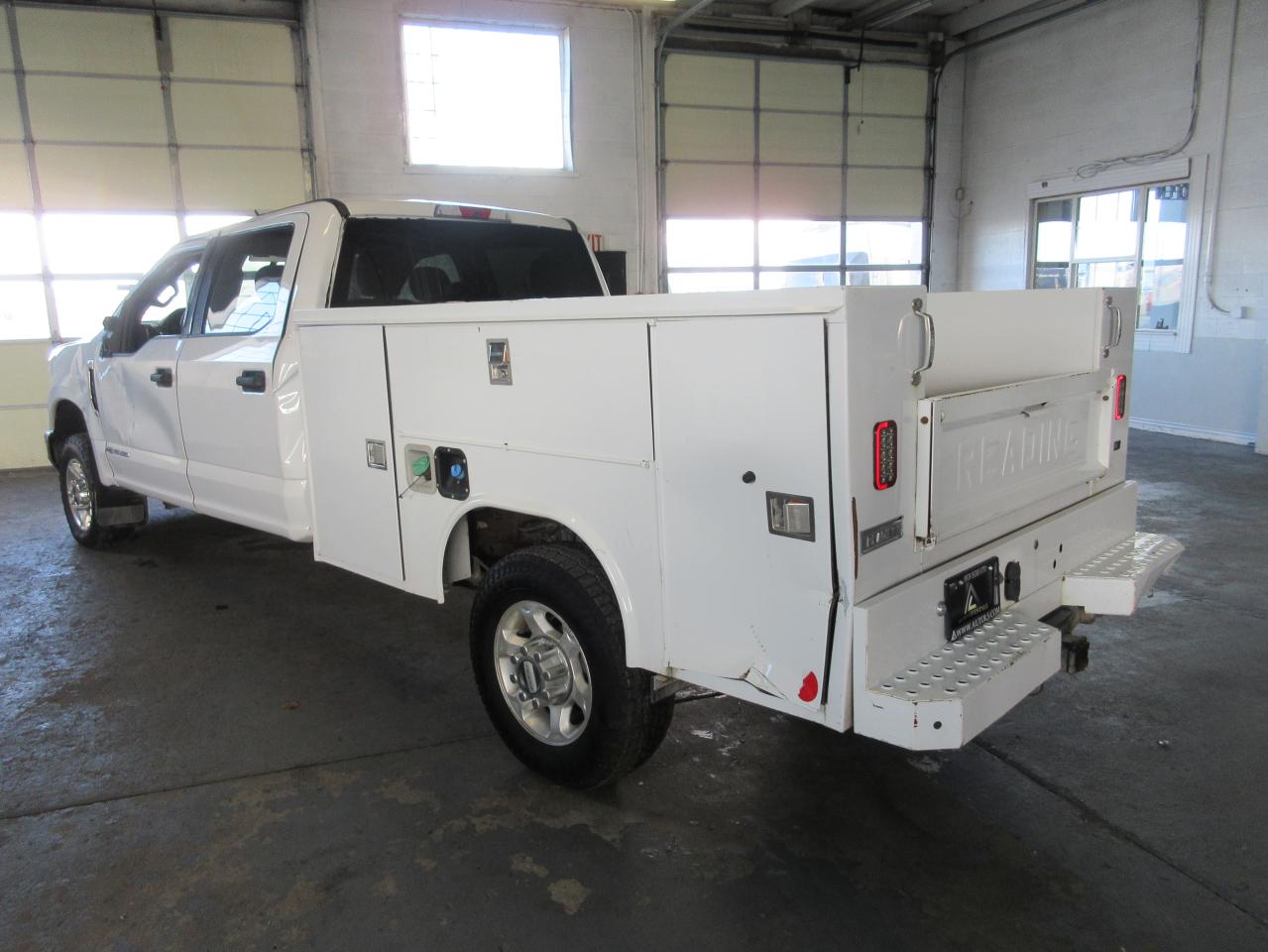 1FT8W3BT5HED00884 FORD F350 2017