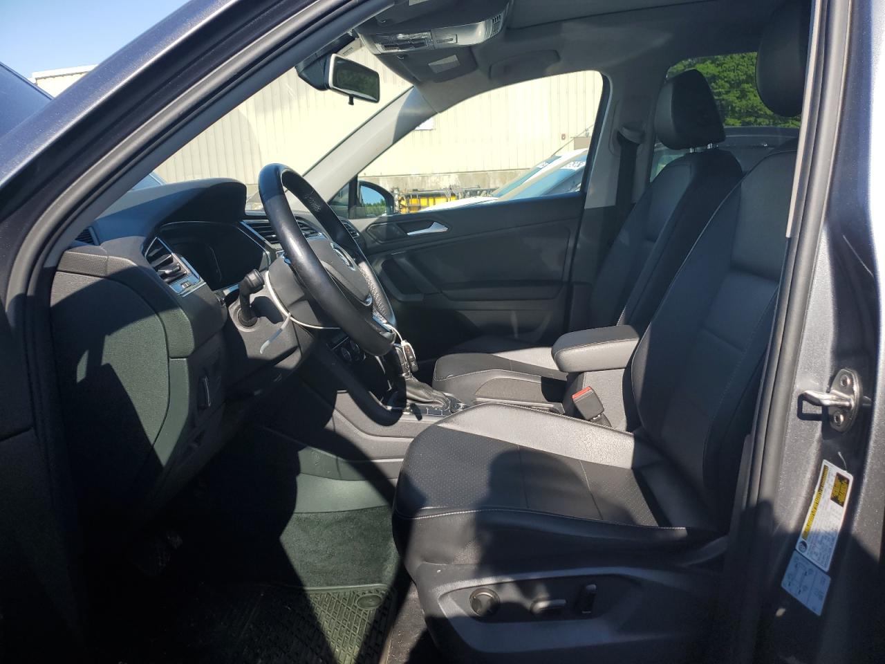 3VV2B7AX3KM081746 2019 Volkswagen Tiguan Se