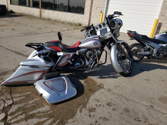 2015 Harley-Davidson Flhx Street Glide VIN: 1HD1KBM13FB704833 Lot: 54624864