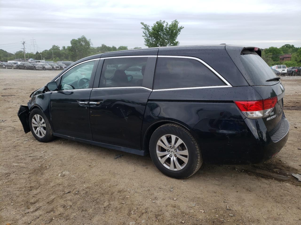 5FNRL5H36HB025122 2017 Honda Odyssey Se