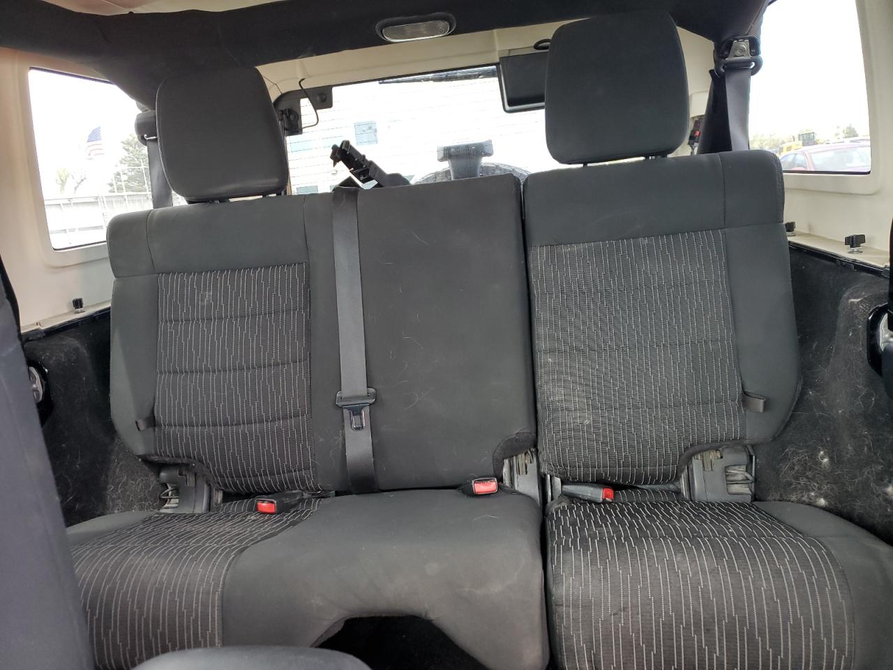 1J4HA5H13BL519095 2011 Jeep Wrangler Unlimited Sahara