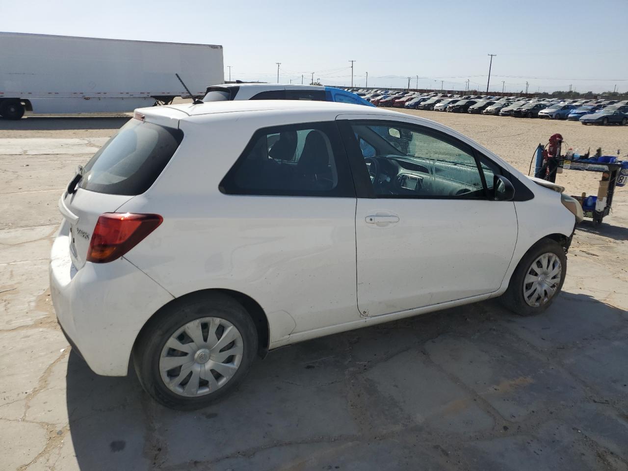 2015 Toyota Yaris vin: VNKJTUD37FA026693