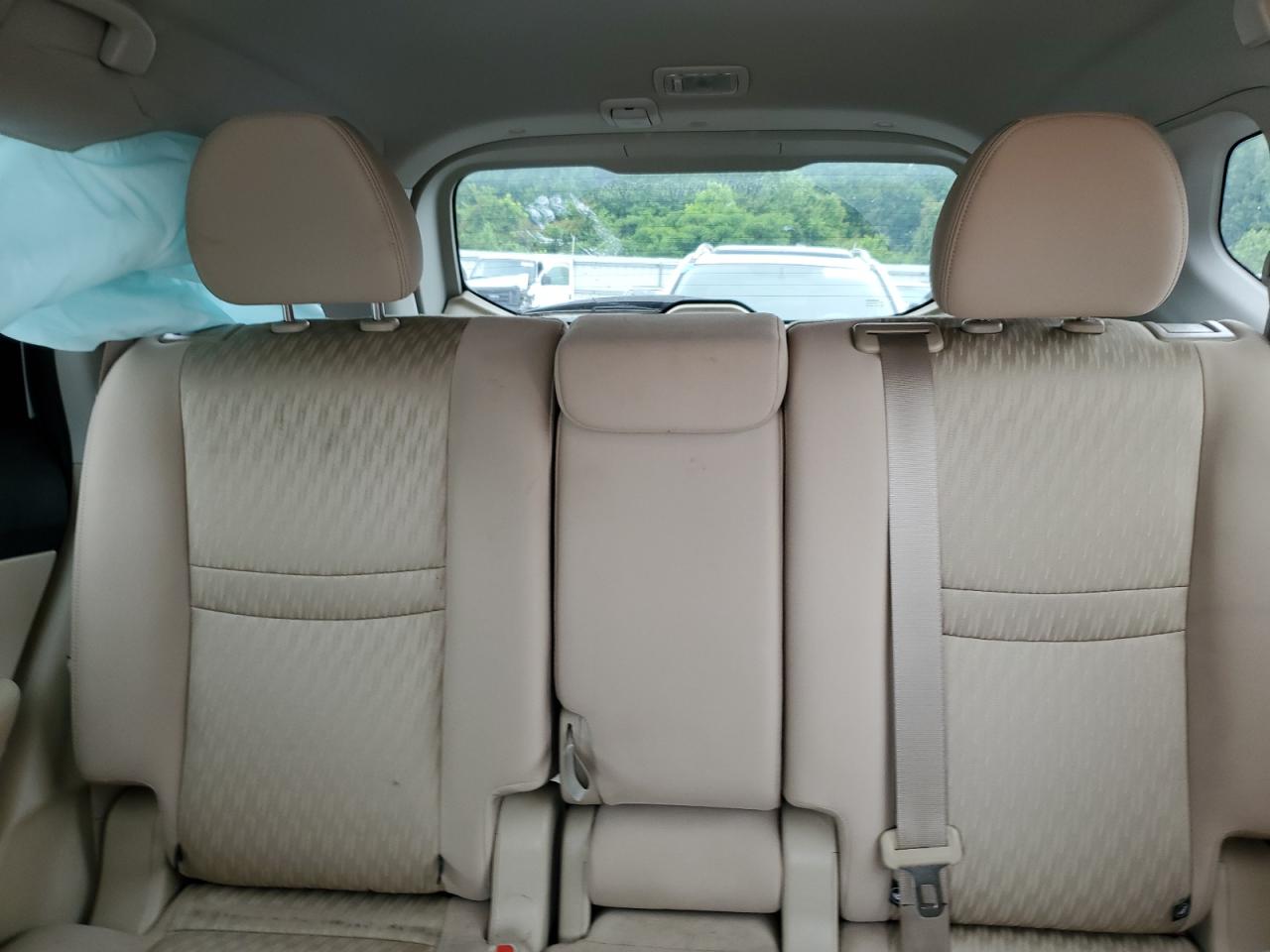 KNMAT2MT3JP606414 2018 Nissan Rogue S