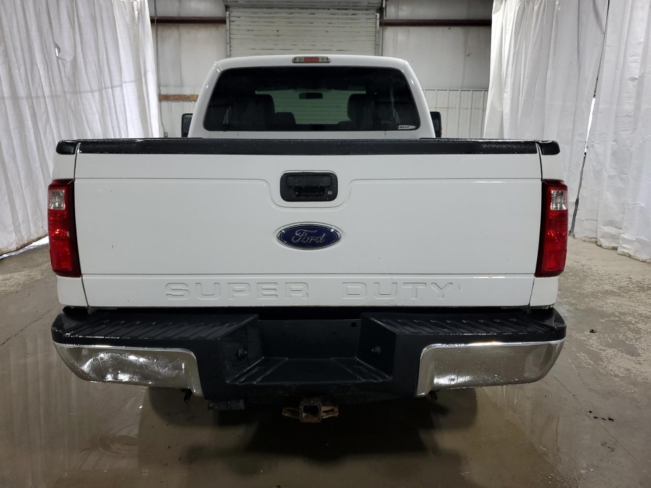 2016 Ford F250 Super Duty vin: 1FT7X2B63GEA67051