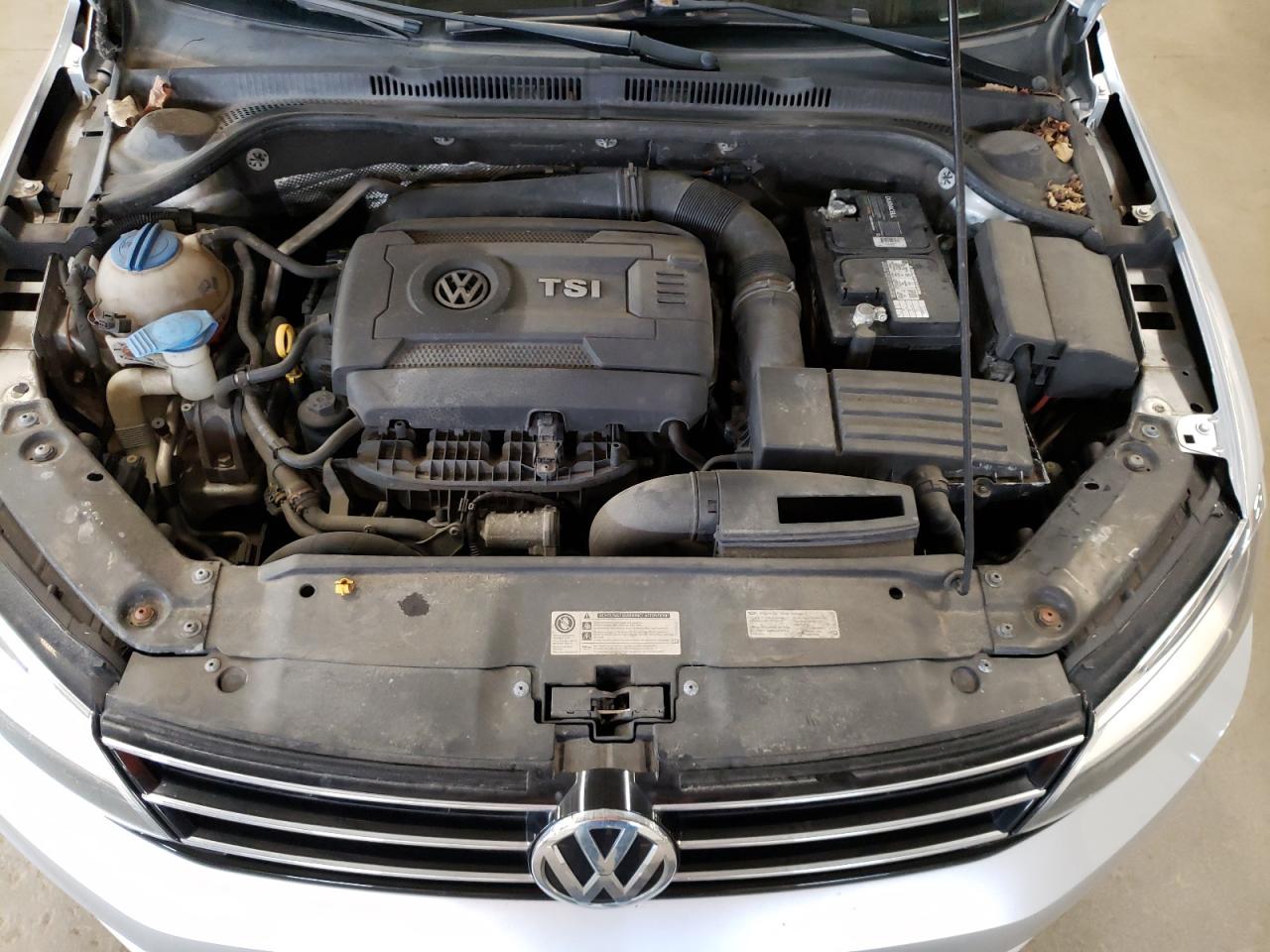 3VWD17AJ7FM273728 2015 Volkswagen Jetta Se