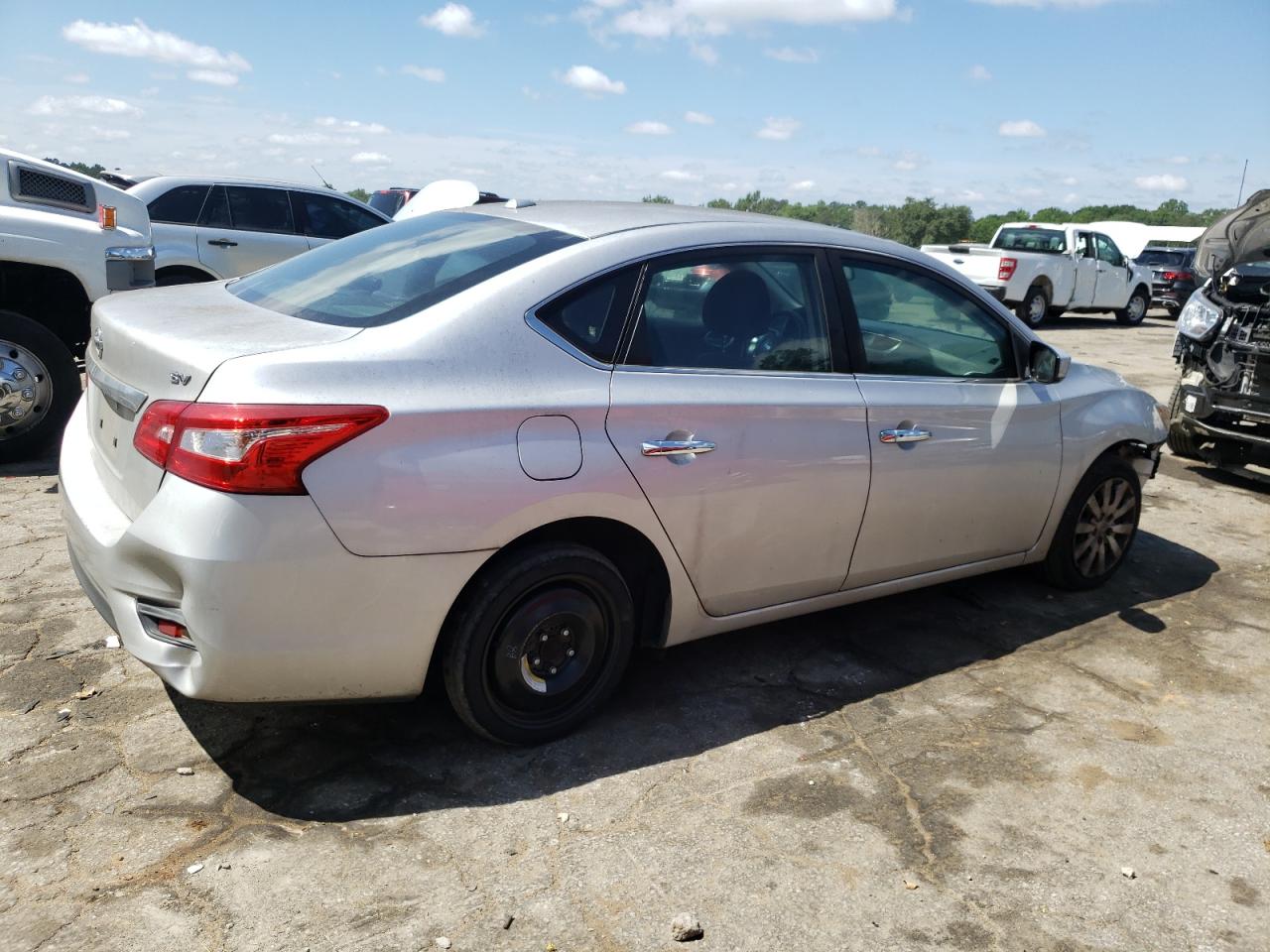 2017 Nissan Sentra S vin: 3N1AB7APXHL656968