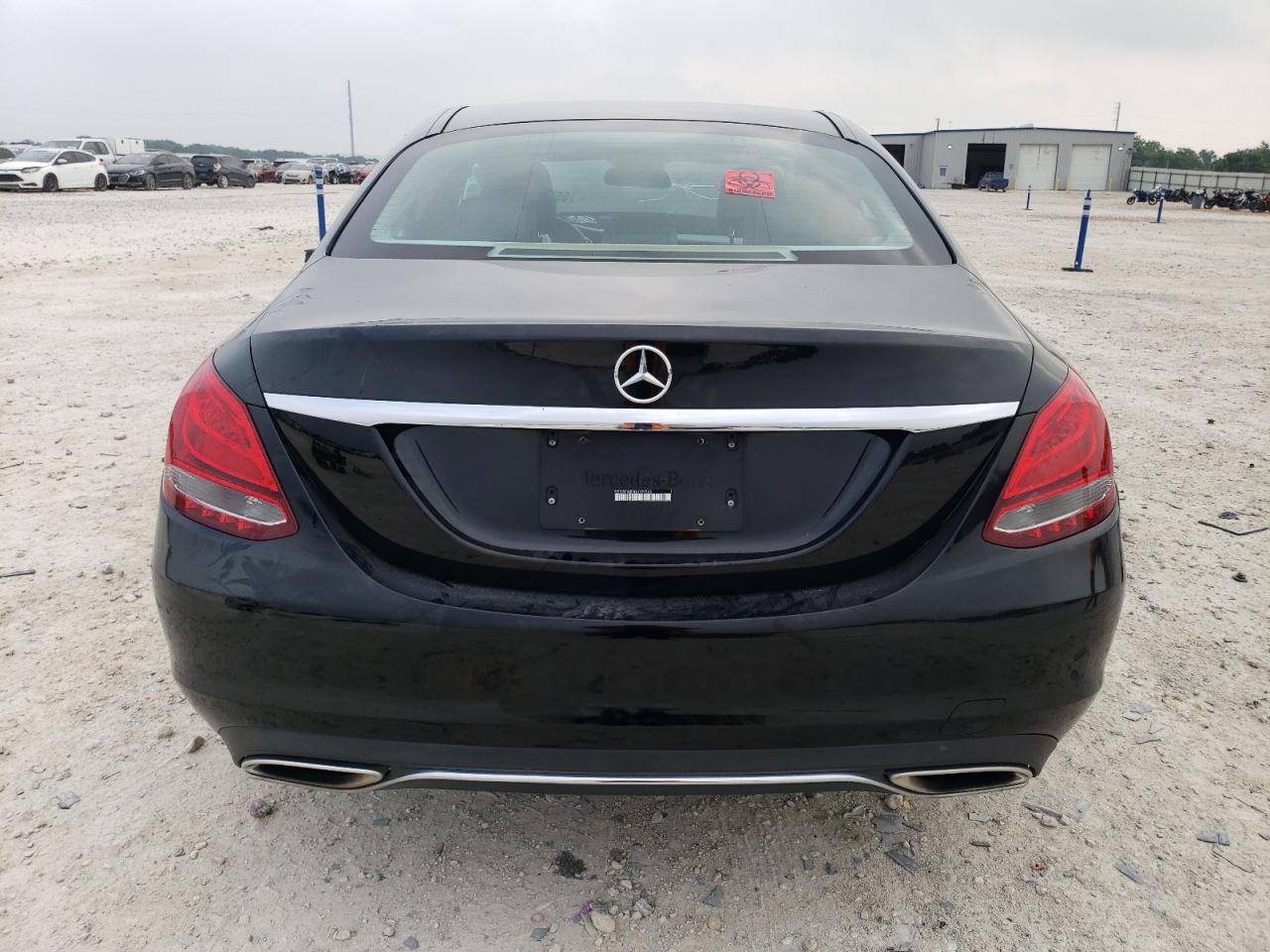 55SWF4JB5HU199543 2017 Mercedes-Benz C 300