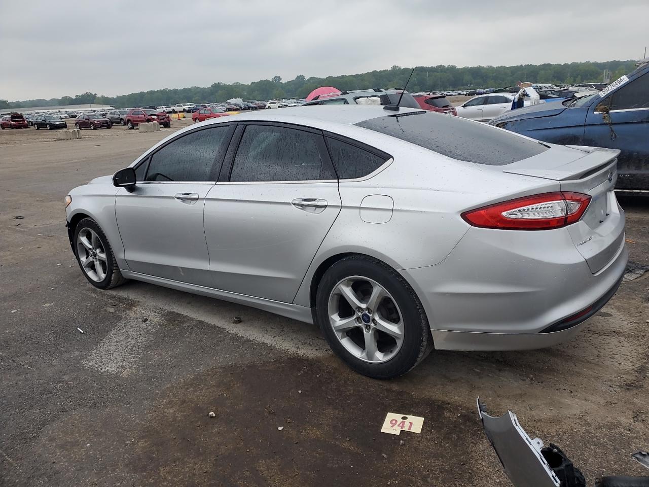 2016 Ford Fusion S vin: 3FA6P0G72GR165606