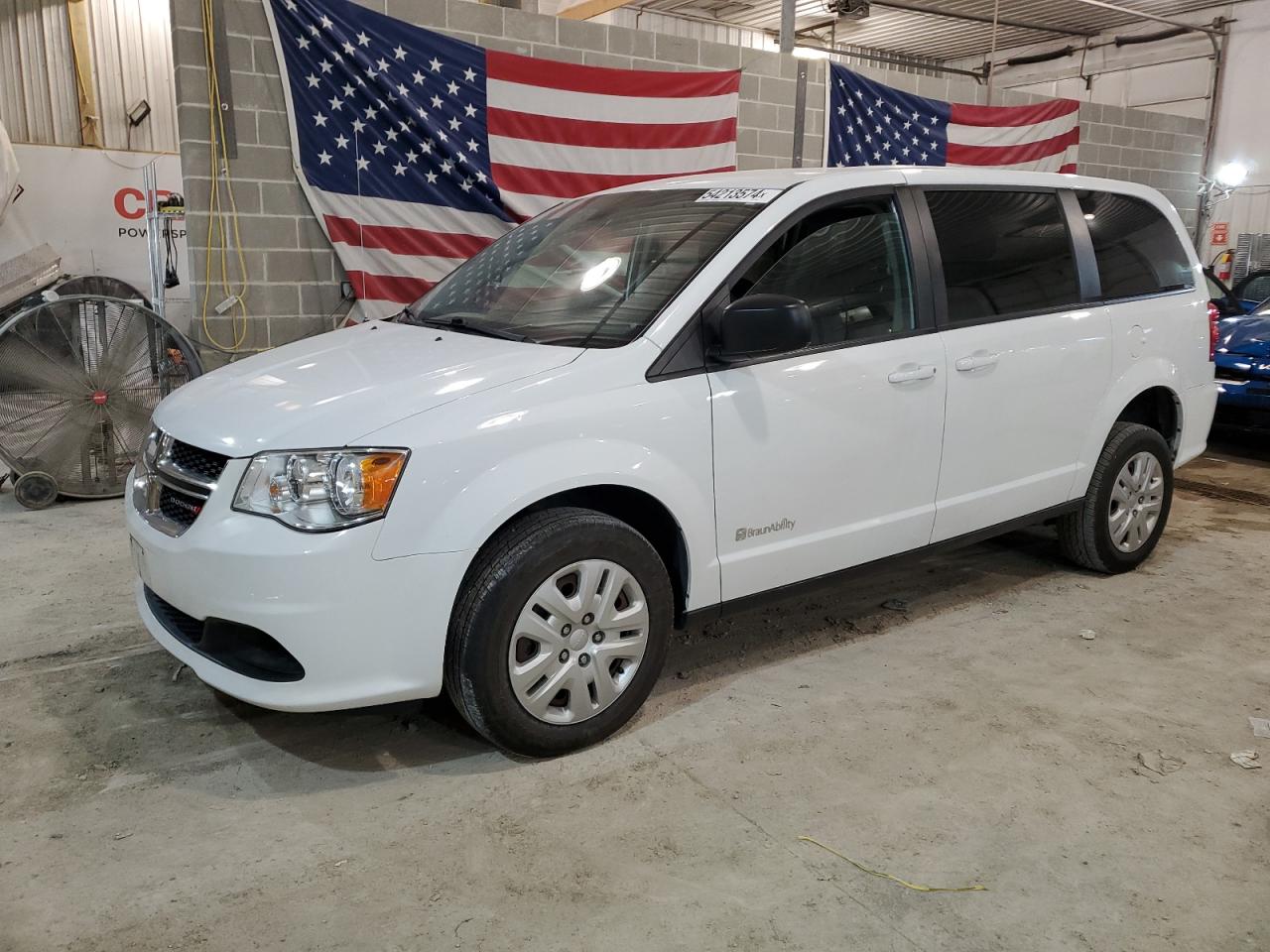 2C7WDGBGXJR363501 2018 Dodge Grand Caravan Se