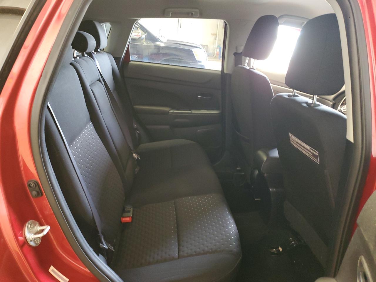 JA4AR4AU9BZ009906 2011 Mitsubishi Outlander Sport Se