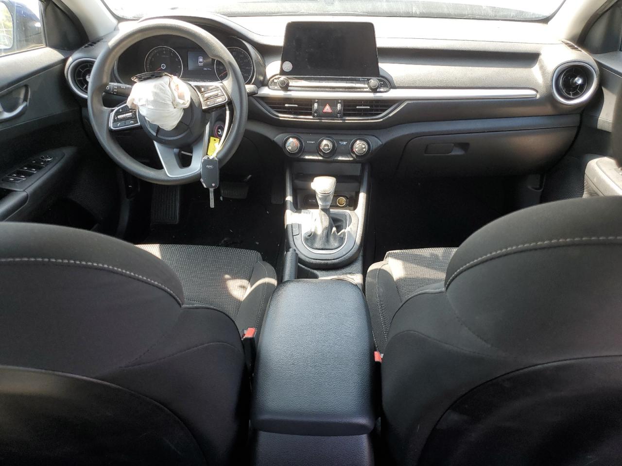 3KPF24AD9ME341665 2021 Kia Forte Fe