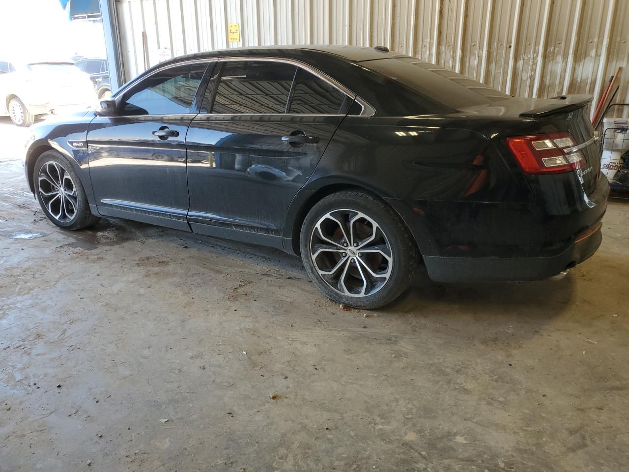 2015 Ford Taurus Sho vin: 1FAHP2KTXFG131489