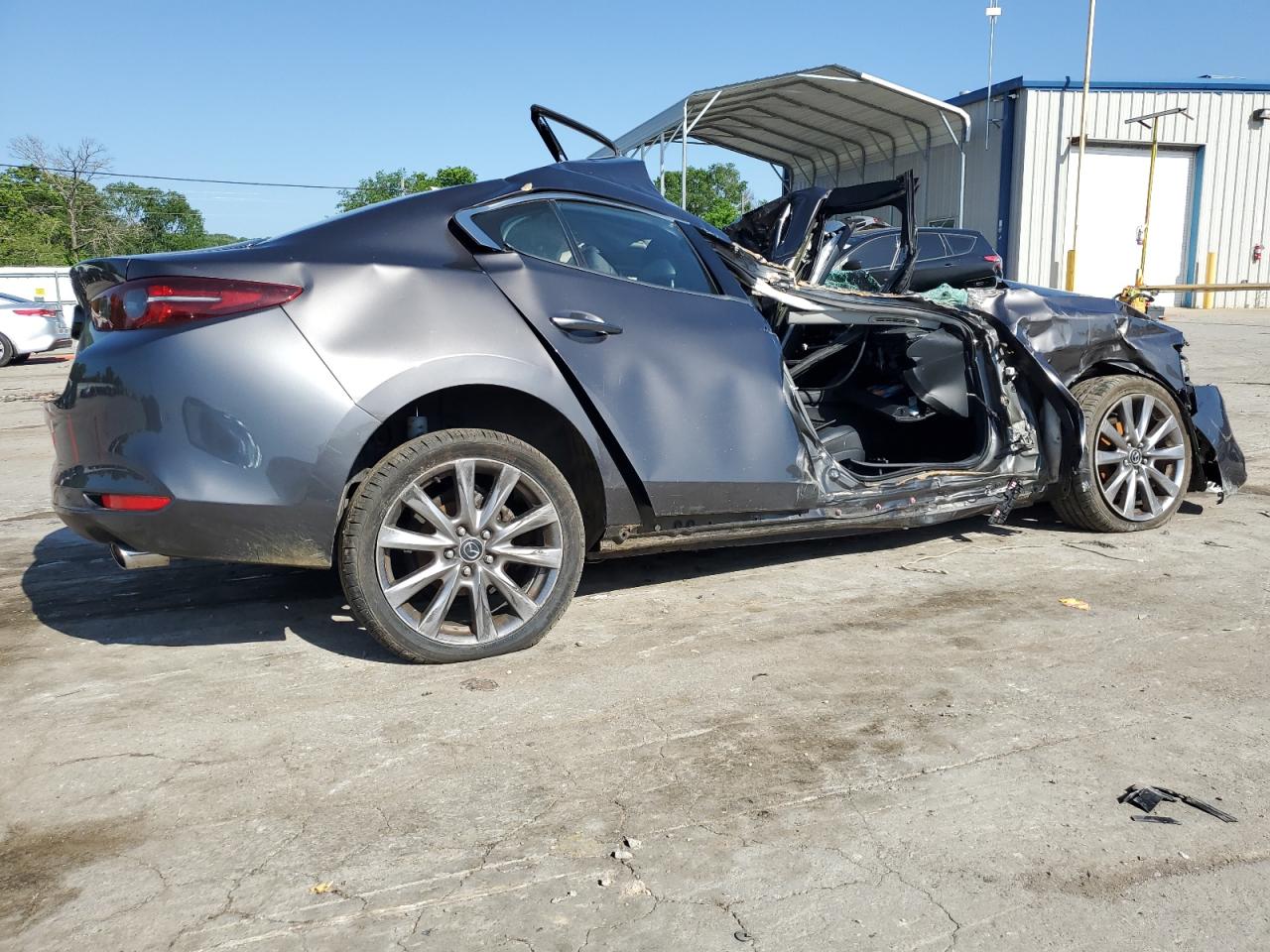 3MZBPAEM1KM103950 2019 Mazda 3 Premium