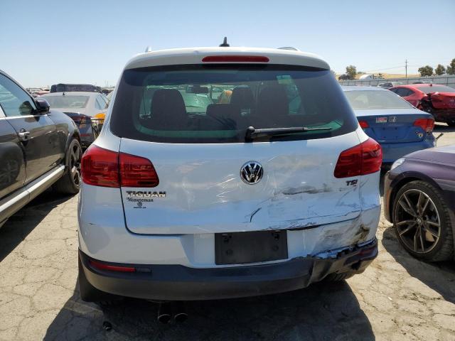 2017 Volkswagen Tiguan Wolfsburg VIN: WVGSV7AX9HW511063 Lot: 56160924